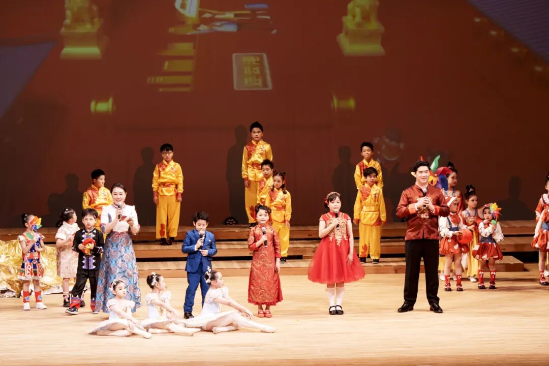 Hosts at Tokyo Kids Gala